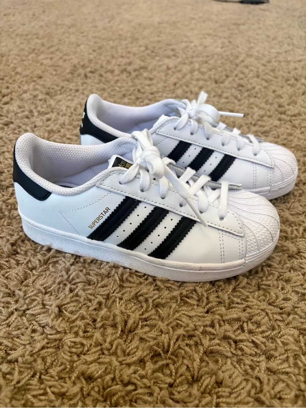 adidas Kids Superstar Sneakers in White and Black size 1